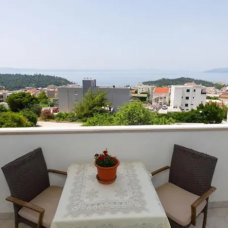 Apartment Apartman Maro Makarska
