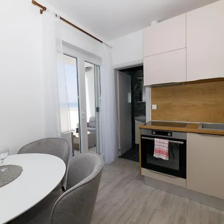Apartman Maro Apartment