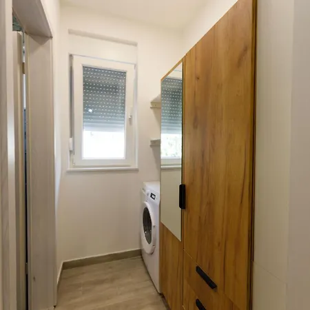 Apartman Maro *
